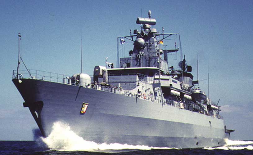 Schiff auf dem Wasser